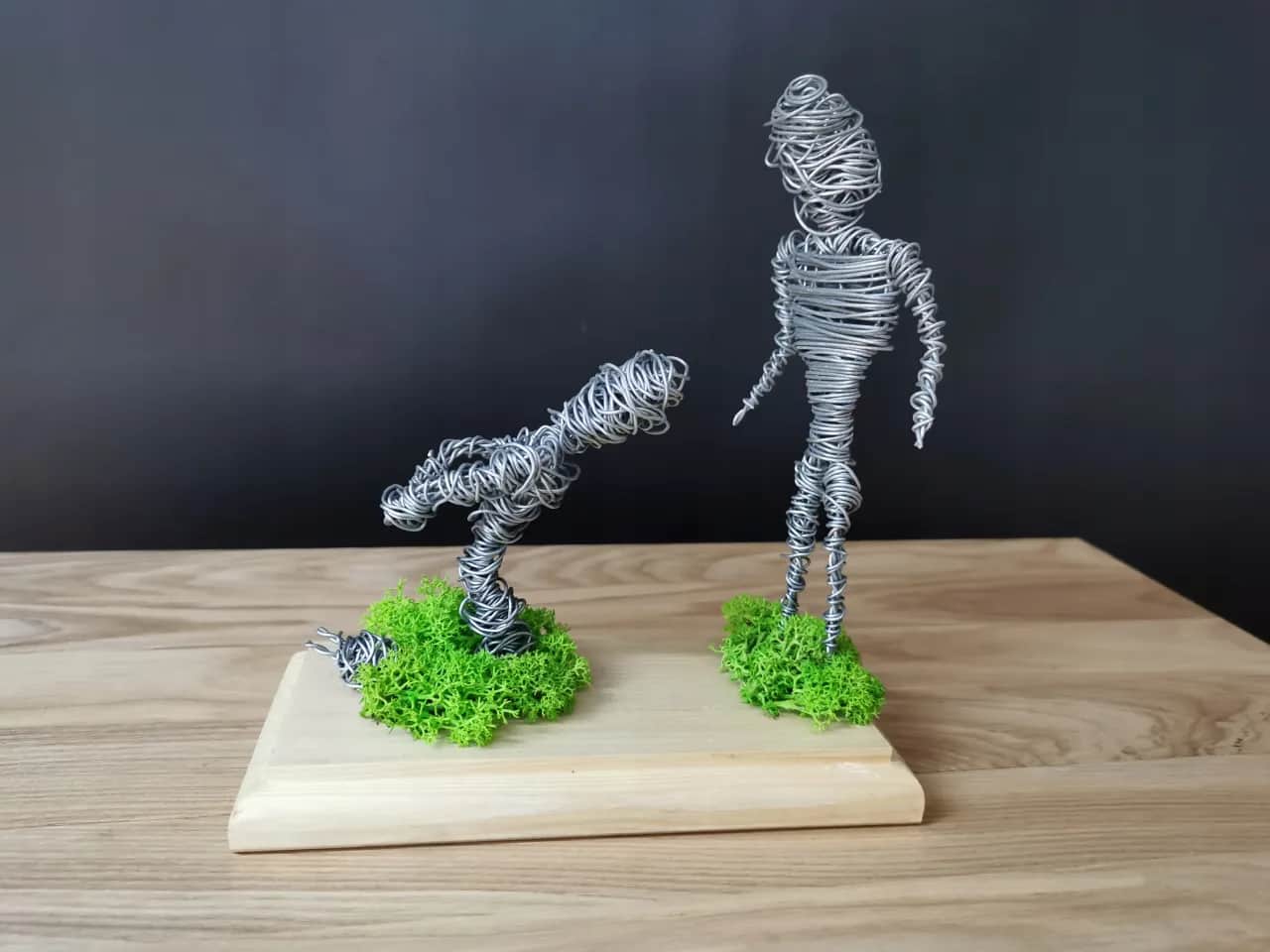 Rzeźba z drutu: Jak zrobić? Kompletny poradnik dla początkujących