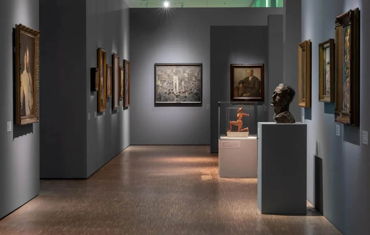 Galerie sztuki nowoczesnej w Polsce: Odkryj i zaplanuj wizytę